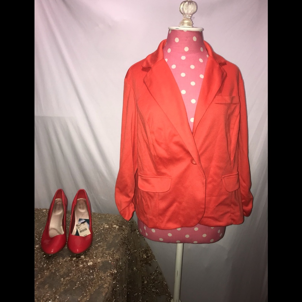 Jaclyn Smith Blazer